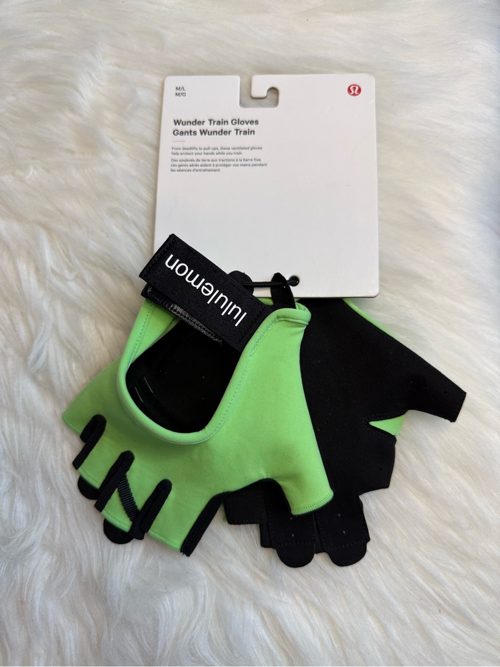 Lululemon Wunder Train Gloves Size M/L SCGL BLK New